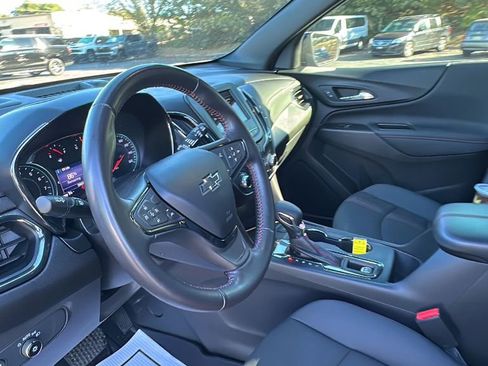 Used 2022 Chevrolet Equinox RS image 11