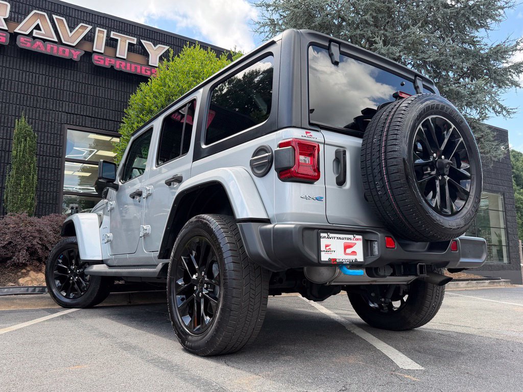 Used 2023 Jeep Wrangler Unlimited Sahara w/ Cold Weather Group AWD/4WD image 20