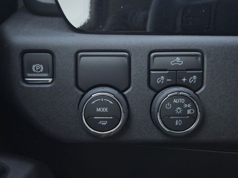 New 2025 Chevrolet Silverado 1500 RST image 14