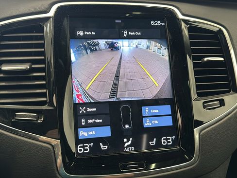 Used 2022 Volvo XC90 T8 Inscription image 18