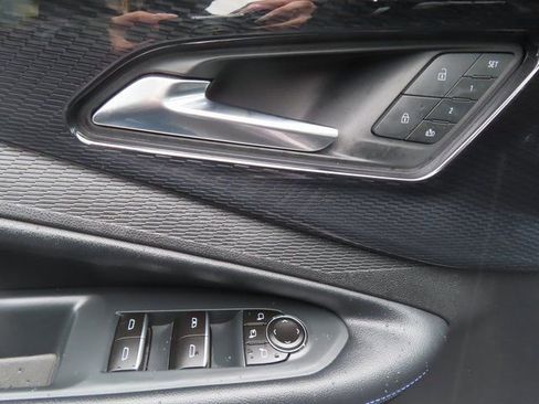 Certified 2024 Chevrolet Blazer EV RS image 11