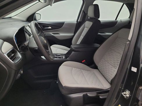 Used 2019 Chevrolet Equinox LS FWD image 17