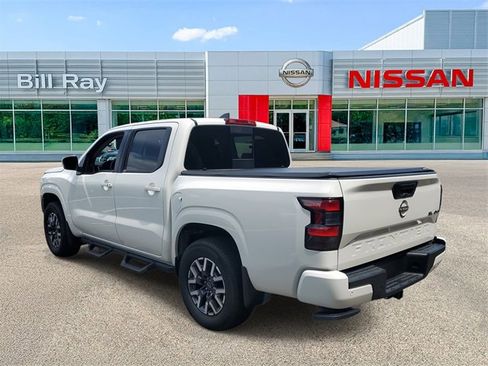 Certified 2024 Nissan Frontier SL w/ Technology Package image 3