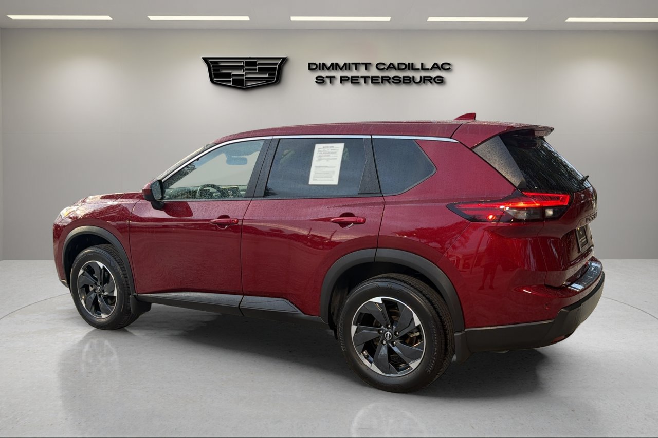 Used 2024 Nissan Rogue SV FWD image 3