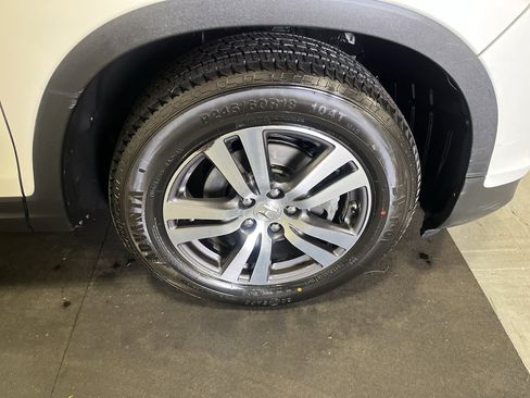 Used 2016 Honda Pilot EX image 10