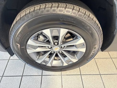 Used 2026 Chevrolet Equinox LT w/ Convenience Package II AWD/4WD image 5