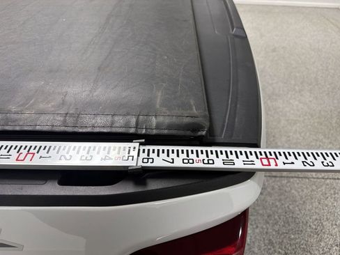 Used 2023 Chevrolet Silverado 1500 Custom image 30