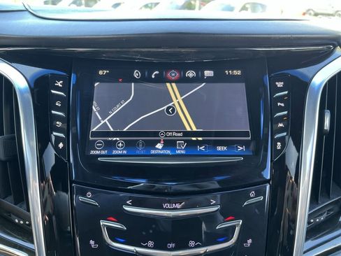 Used 2016 Cadillac Escalade Platinum image 28