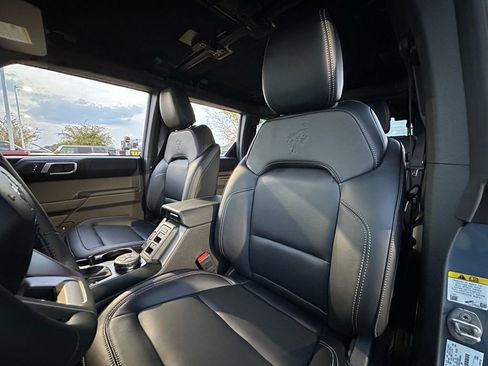 New 2025 Ford Bronco Outer Banks w/ Sasquatch Package image 61