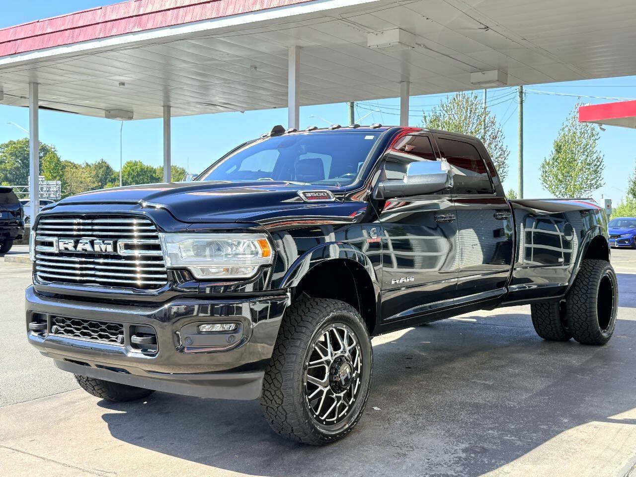 Used 2021 RAM 3500 Laramie AWD/4WD image 6