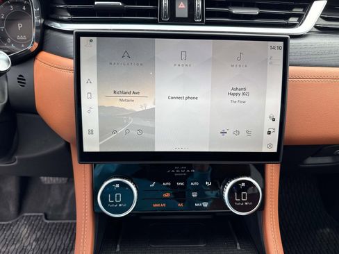 New 2026 Jaguar F-PACE R-Dynamic S image 13