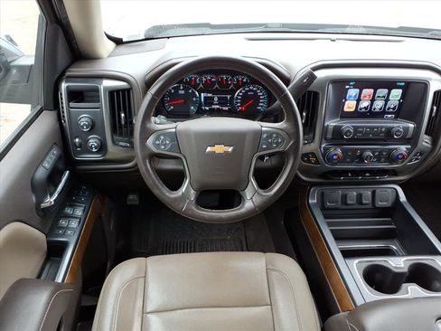 Used 2018 Chevrolet Silverado 1500 LTZ w/ Sport Package image 7