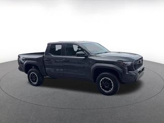 Used 2025 Toyota Tacoma TRD Off-Road AWD/4WD video 2