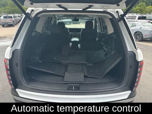 Used 2026 Hyundai Palisade SEL FWD image 11