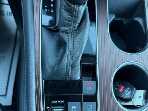 Used 2021 Toyota Sienna LE image 21