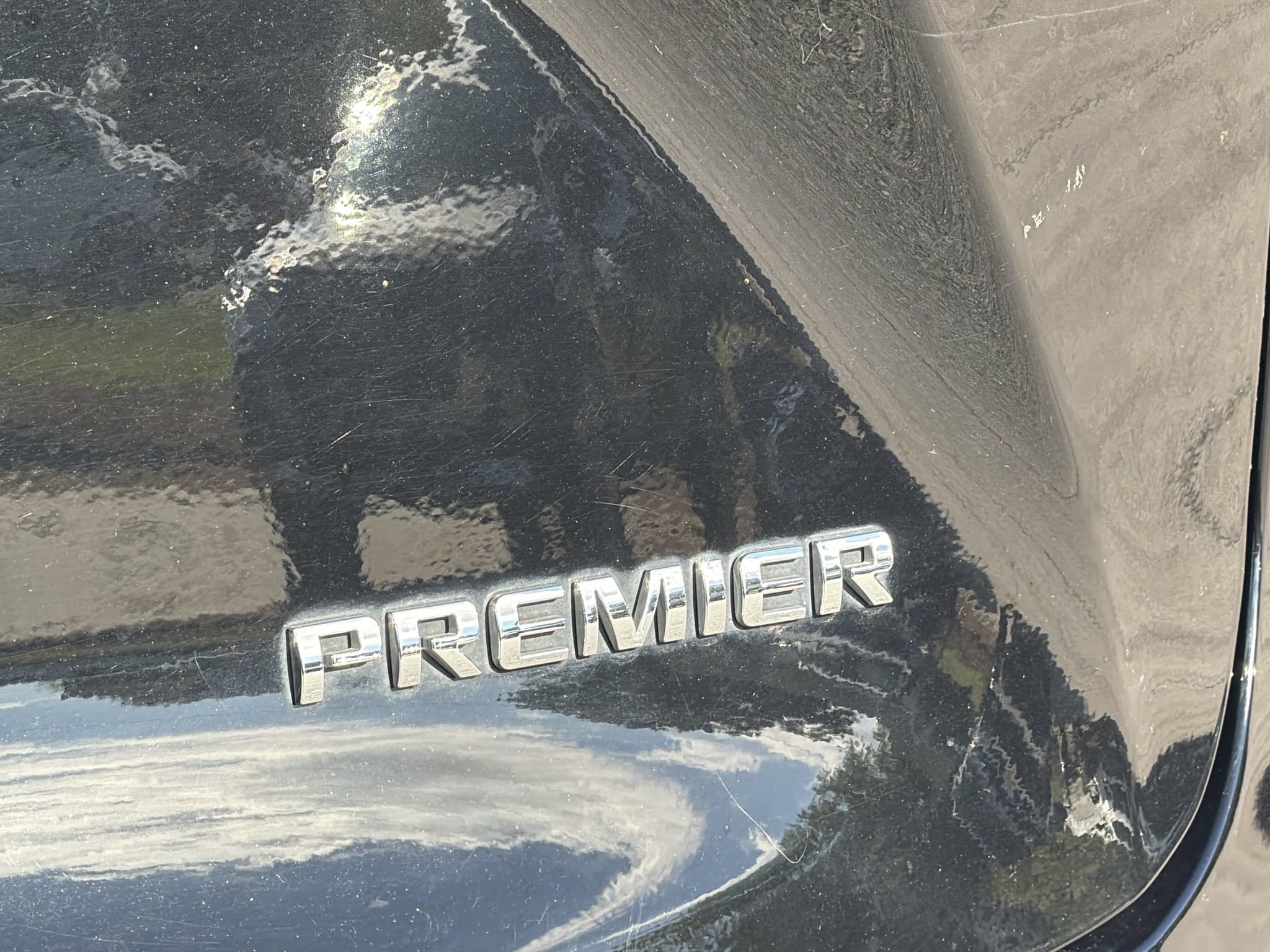 Used 2020 Chevrolet Blazer Premier w/ Driver Confidence II Package FWD image 23