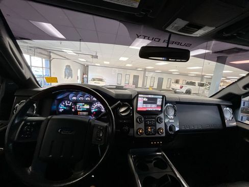 Used 2015 Ford F250 Platinum AWD/4WD image 15
