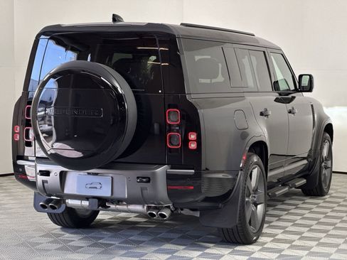 New 2025 Land Rover Defender 130 V8 image 5