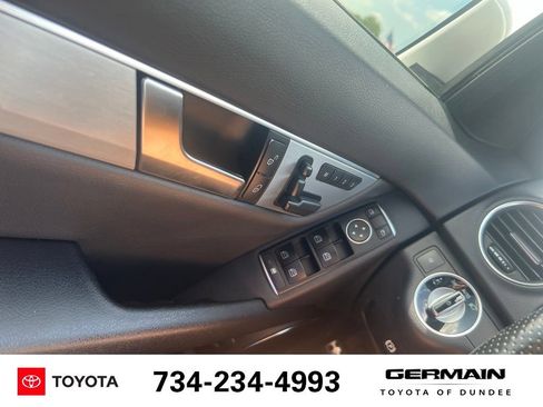 Used 2014 Mercedes-Benz C 300 4MATIC Sedan image 27