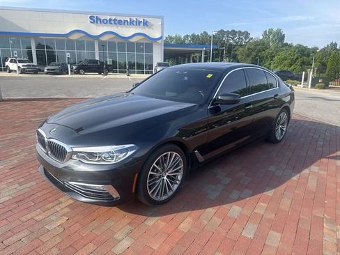 Used 2017 BMW 540i xDrive AWD/4WD image 1
