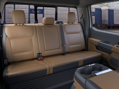 New 2026 Ford F350 4x4 Crew Cab DRW Super Duty image 33