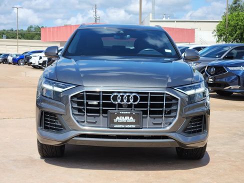 Used 2020 Audi Q8 Premium Plus w/ Premium Plus Package AWD/4WD image 2