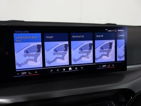 Used 2025 BMW M2 image 39