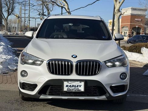 Used 2018 BMW X1 xDrive28i image 2