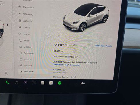 Used 2023 Tesla Model Y Long Range AWD/4WD image 5
