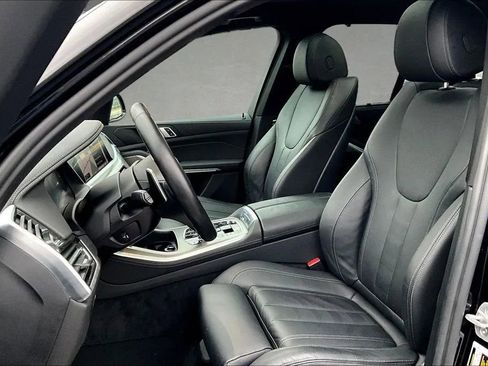 Used 2022 BMW X5 xDrive40i w/ M Sport Package AWD/4WD image 21