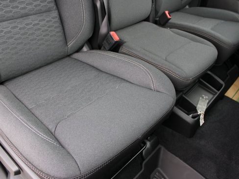 Used 2025 RAM 1500 Big Horn image 32