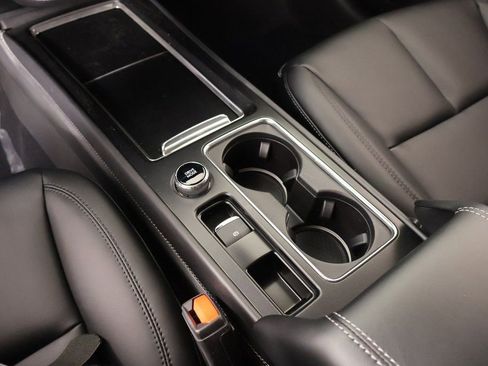 New 2026 Lincoln Corsair Premiere image 8