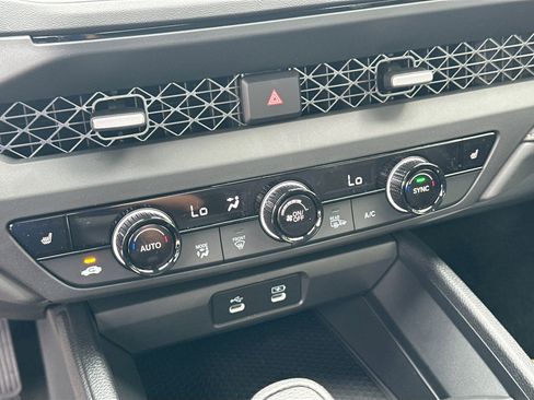 New 2025 Honda Accord SE image 12