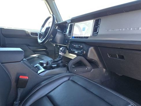 Used 2025 Ford Bronco Outer Banks w/ Sasquatch Package image 22