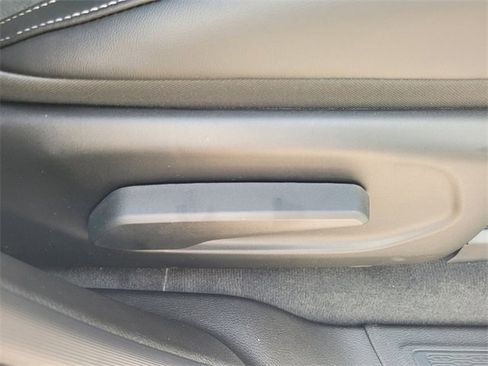 New 2026 Chrysler Pacifica Limited image 51