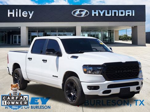 Used 2024 RAM 1500 Lone Star image 2