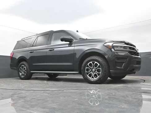 Used 2023 Ford Expedition Max XLT AWD/4WD image 43