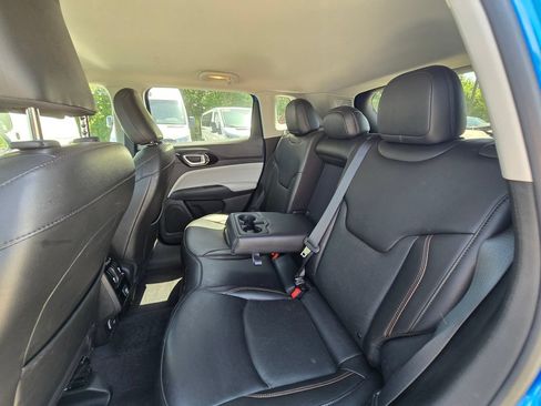 Used 2022 Jeep Compass Limited AWD/4WD image 15