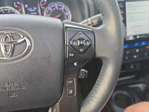 Used 2022 Toyota 4Runner TRD Pro AWD/4WD image 28