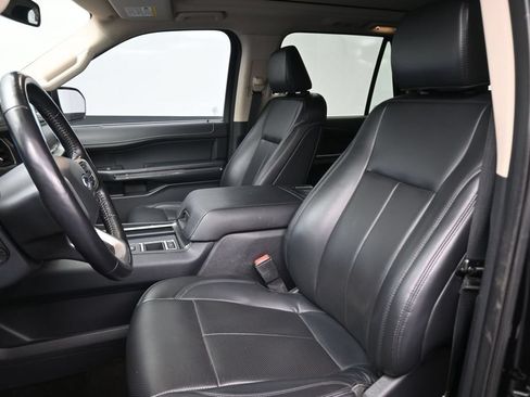 Used 2023 Ford Expedition XLT RWD image 19