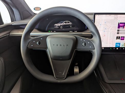 Used 2023 Tesla Model X Base w/ FSD Computer 3 image 36