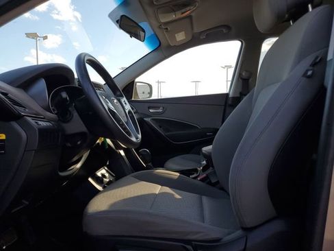 Used 2018 Hyundai Santa Fe Sport image 17