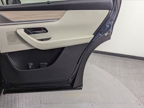 Used 2024 MAZDA CX-90 Plug-In Hybrid w/ Premium Plus AWD/4WD image 19