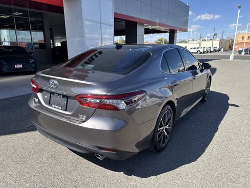 Used 2024 Toyota Camry XLE w/ Navigation Package AWD/4WD image 4