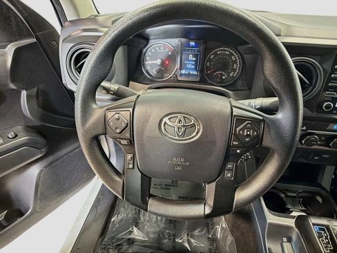 Used 2023 Toyota Tacoma SR AWD/4WD image 10