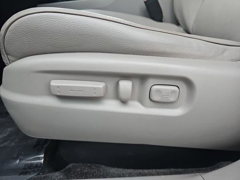 Used 2012 Honda Pilot EX-L image 29