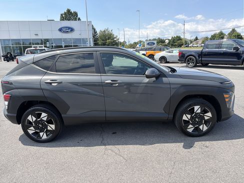 Used 2025 Hyundai Kona SEL AWD/4WD image 2