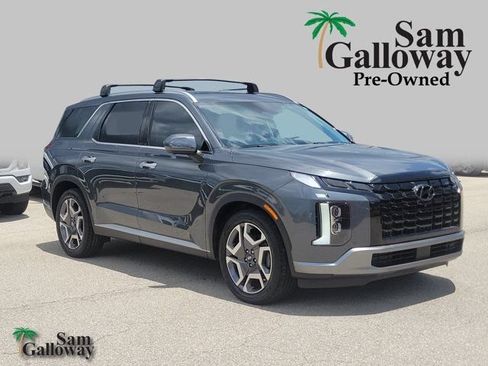 Used 2024 Hyundai Palisade SEL FWD image 1
