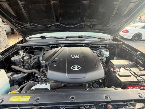 Used 2012 Toyota Tacoma 4x4 Double Cab image 20