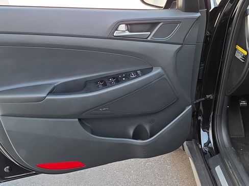 Used 2017 Hyundai Tucson Limited w/ Limited Ultimate Package 03 image 12